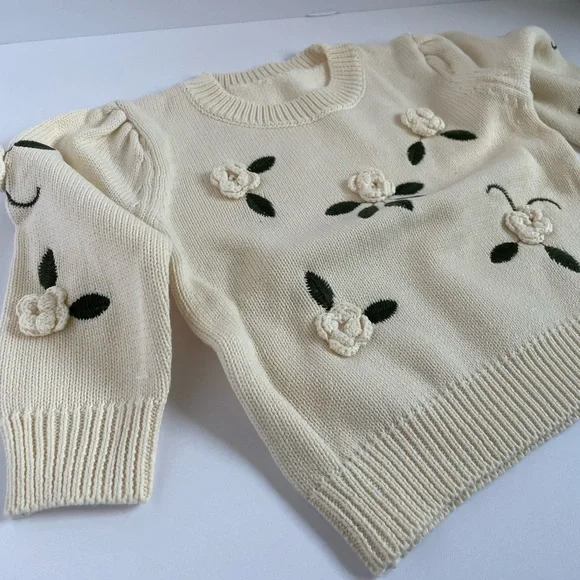 NWT. 2CUTE Floral Sweater - Picture 2 of 10